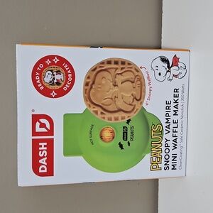 Snoopy Vampire Waffle Mini Waffle Maker PEANUTS